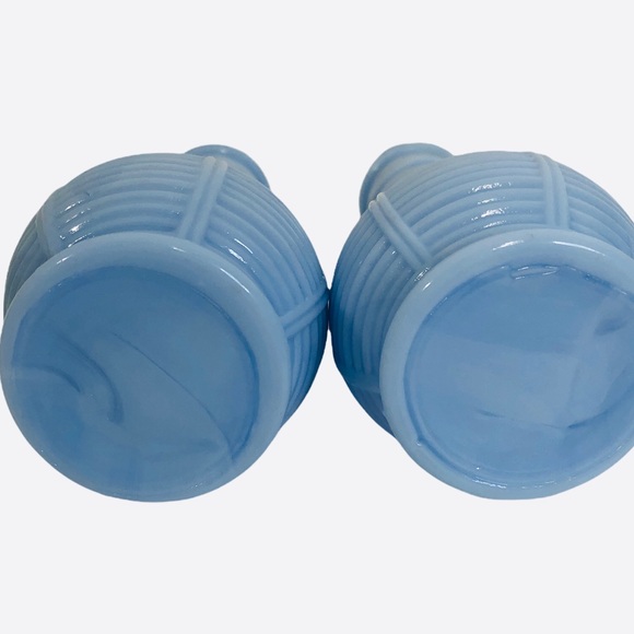 Vintage Jeanette Blue Milk Glass Salt & Pepper Shakers - Picture 5 of 9